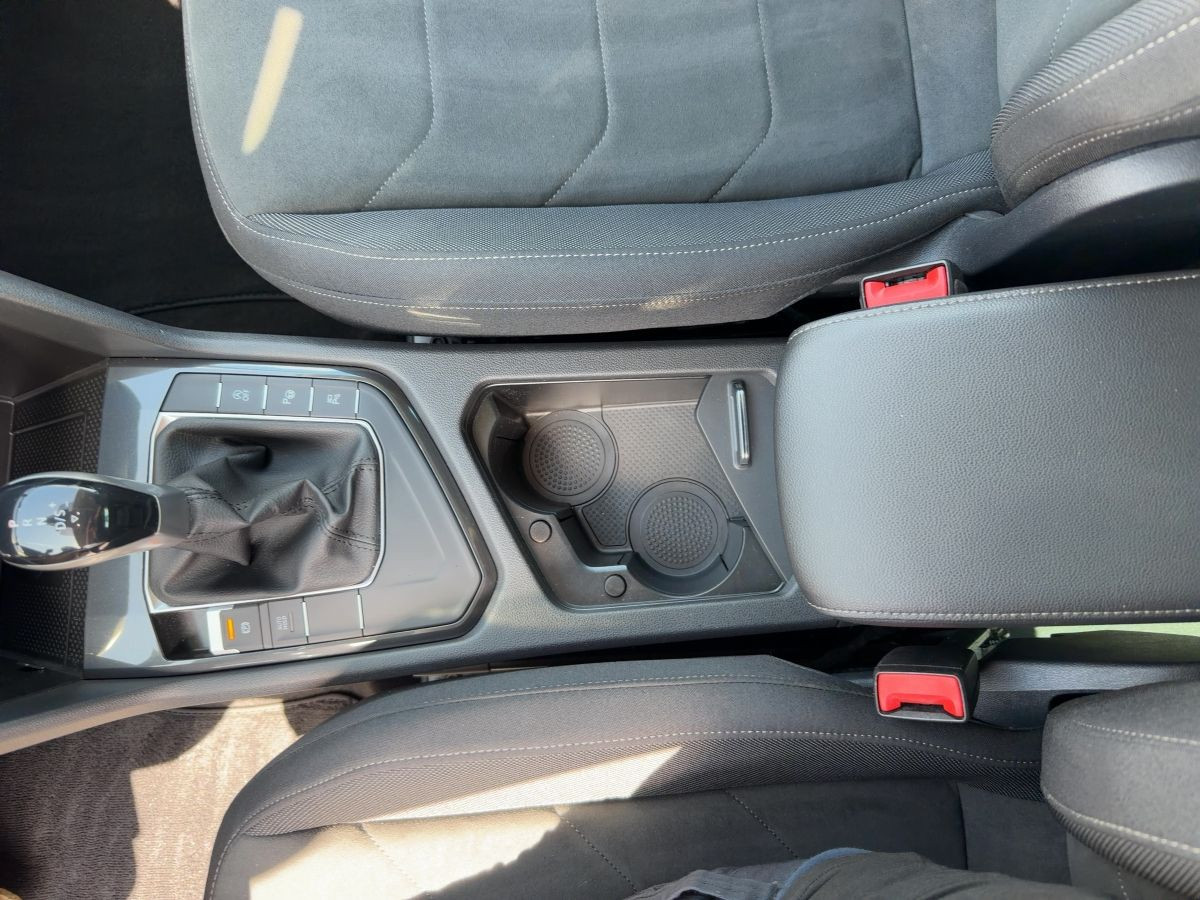 Tiguan 2.0 TDI DSG Elegance AHK ACC Navi LED-Matrix Kamera Sitzh. Climatronic