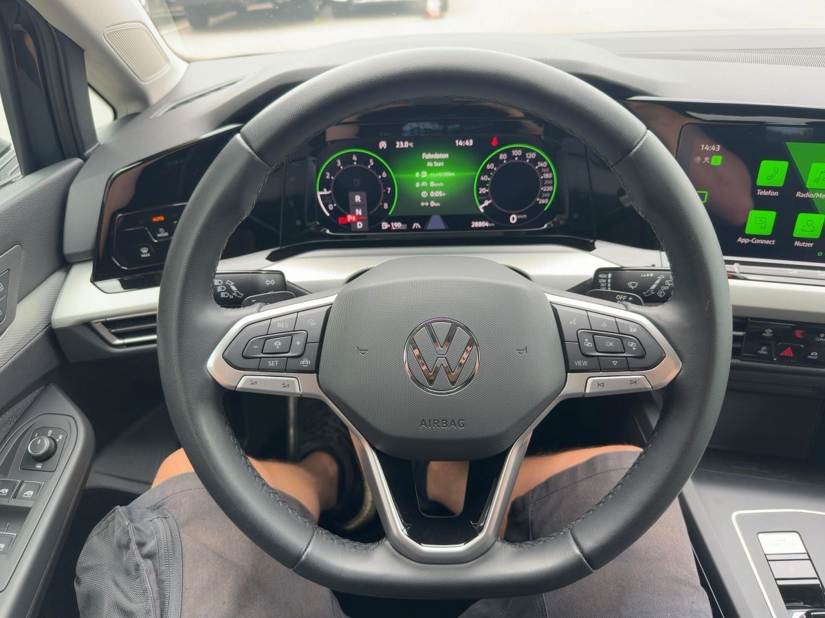 Golf VIII 1.5 eTSI DSG