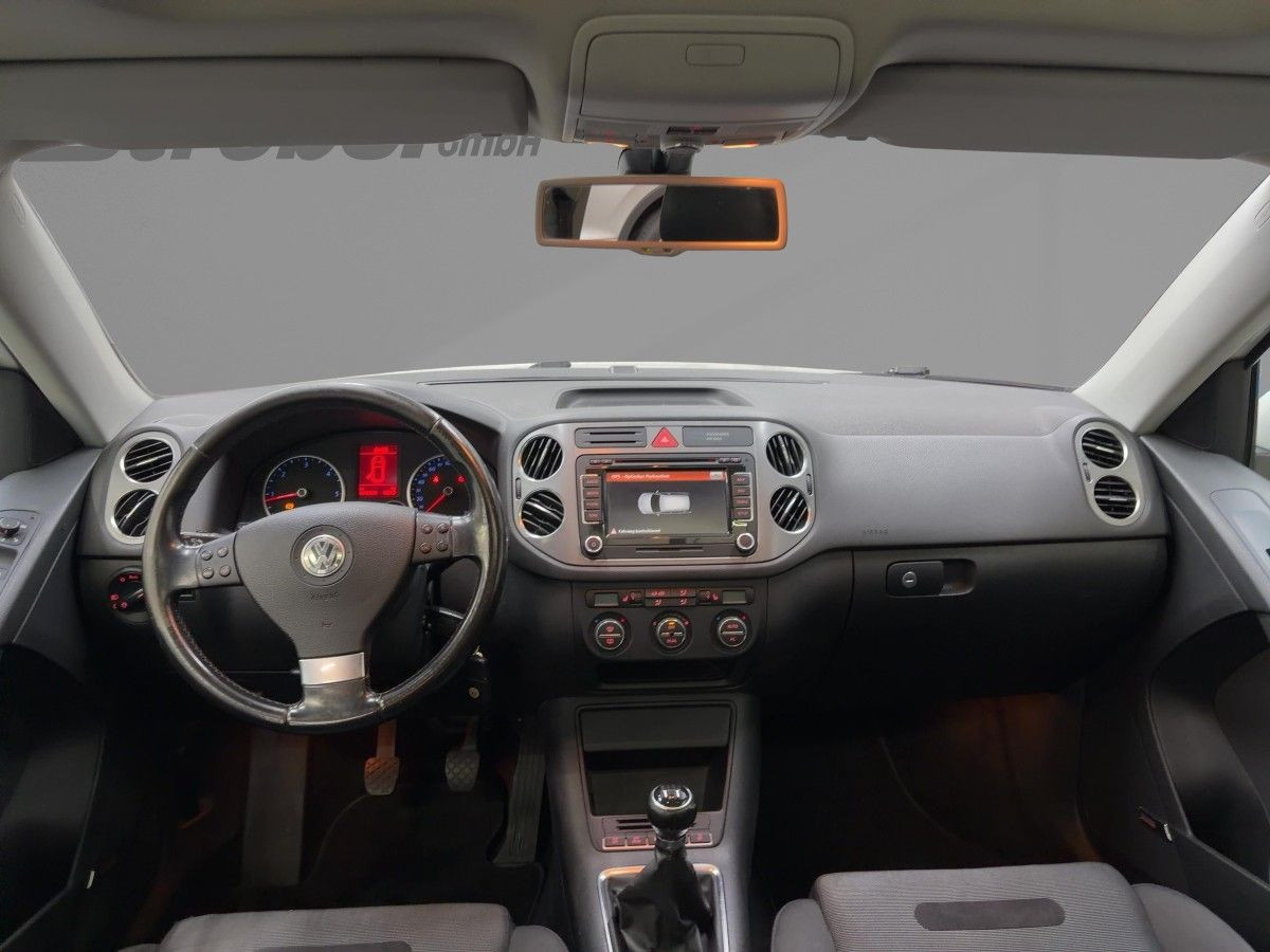 Tiguan 2.0 TDI 4M Sport & Style AHK Navi Pano 