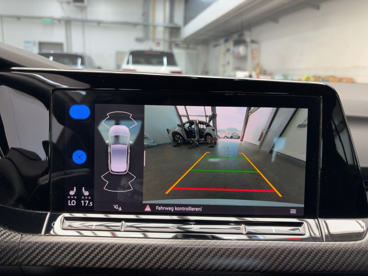 Golf VIII R 2.0 TSI DSG 4M