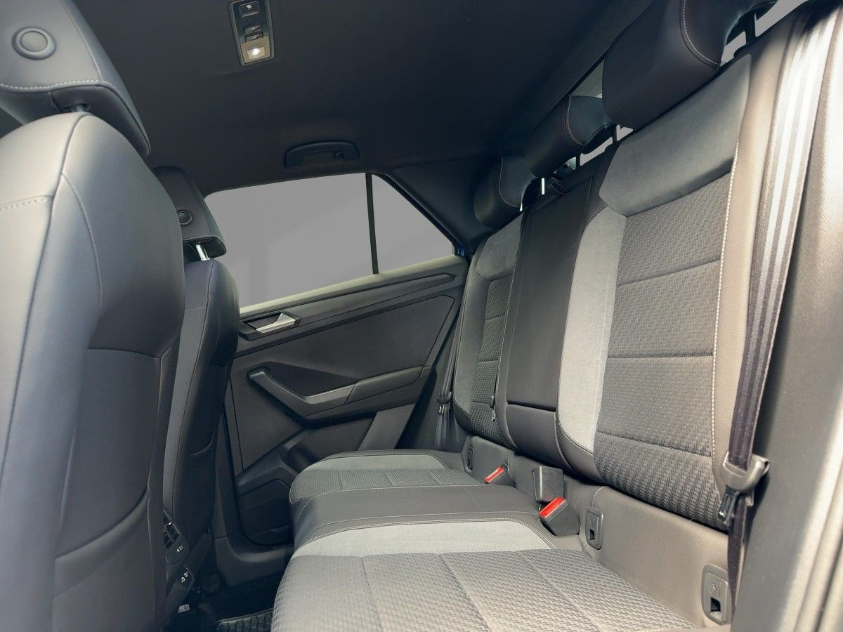 T-Roc 1.5 TSI DSG Sport R-Line ACC AHK Navi LED Lane Ass. Bluet. Sitzh.