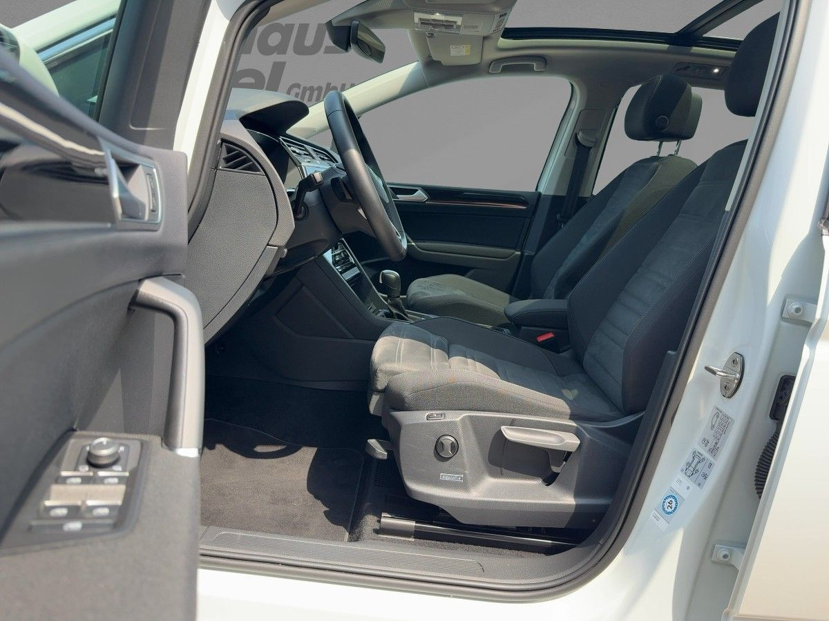 Touran 2.0 TDI DSG Highline ab 2,49% AHK ACC LED Navi Pano 