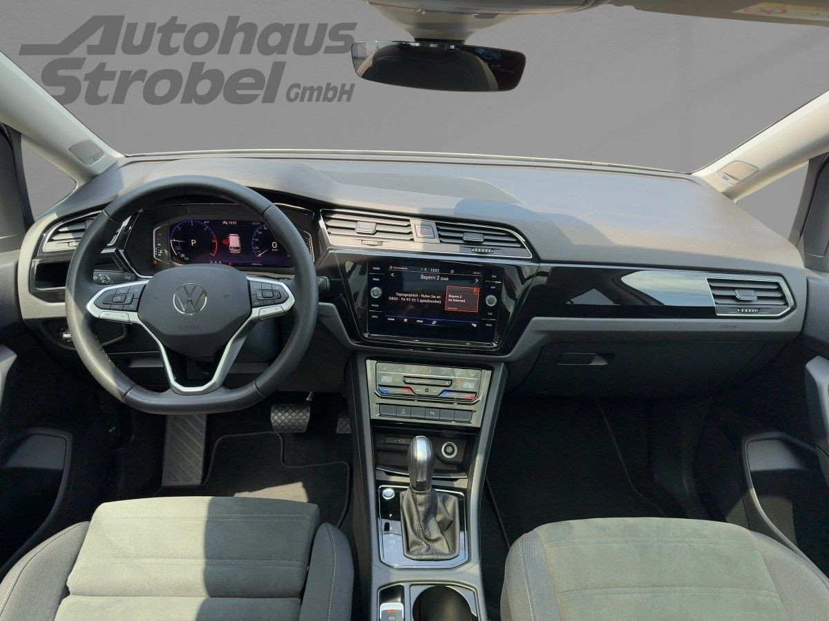 Touran 2.0 TDI DSG Highline ab 2,49% AHK ACC LED Navi Pano 