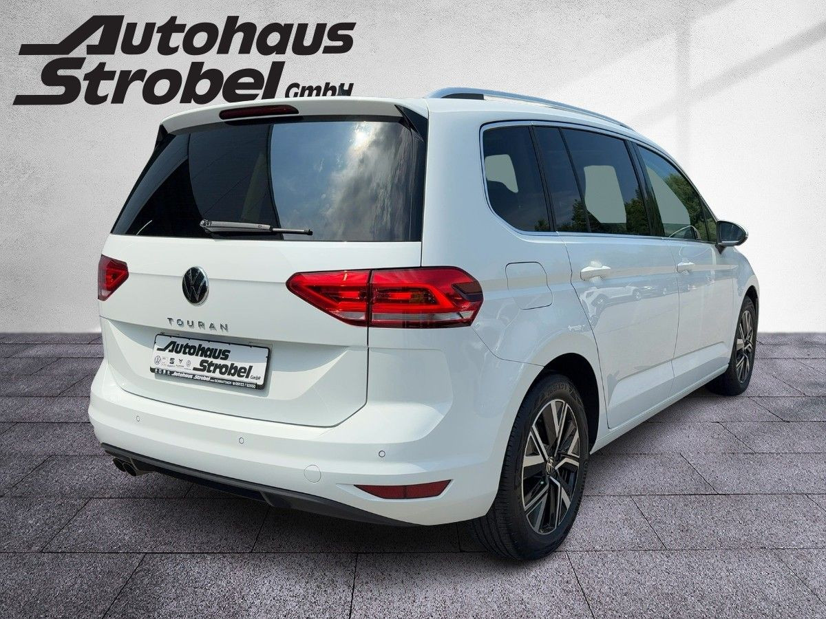 Touran 2.0 TDI DSG Highline ab 2,49% AHK ACC LED Navi Pano 