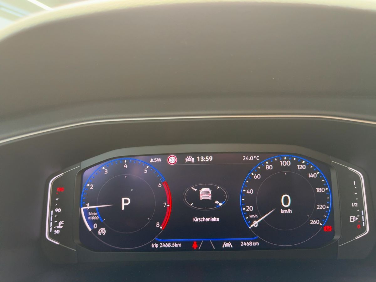 T-Cross 1.5 TSI DSG R-Line ab 3,99% ACC Navi LED-Matrix Kamera Bluet. Sitzh.
