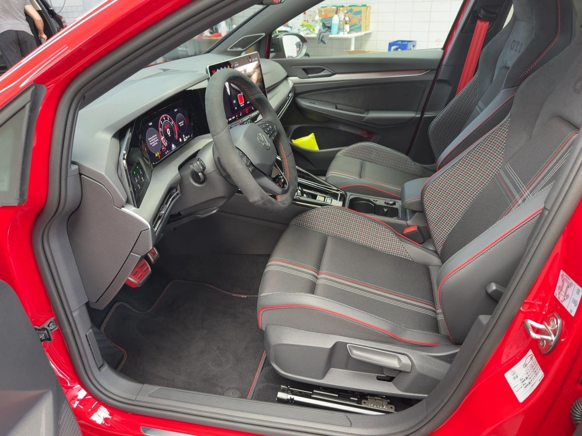 Golf VIII GTI Edition 50 2.0 TSI DSG ab 1,49% ACC DCC Navi LED-Matrix