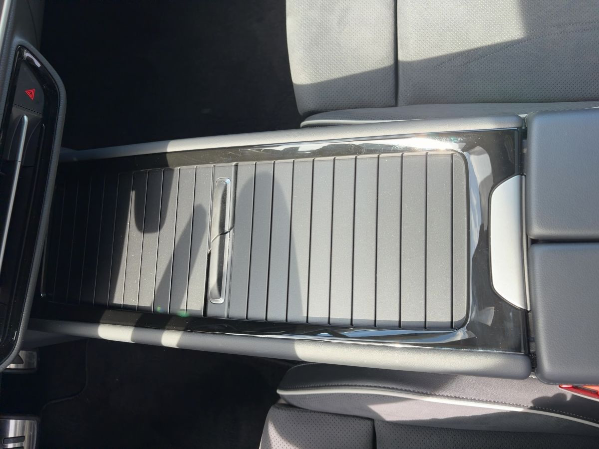 ID.7 Tourer Pro S 91kWh ab 2,49% Wärmep. AHK ACC DCC Navi LED-Matrix