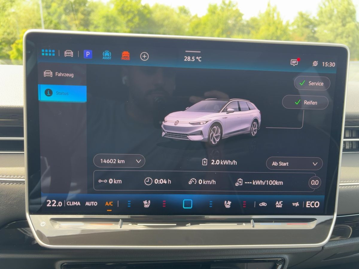 ID.7 Tourer Pro S 91kWh ab 2,49% Wärmep. AHK ACC DCC Navi LED-Matrix