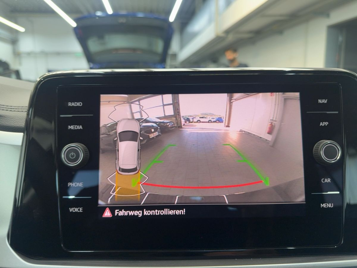 T-Roc 2.0 TDI DSG Life ab 1,49% LED Navi Standh. Kamera Sitzh. Climatronic DAB+