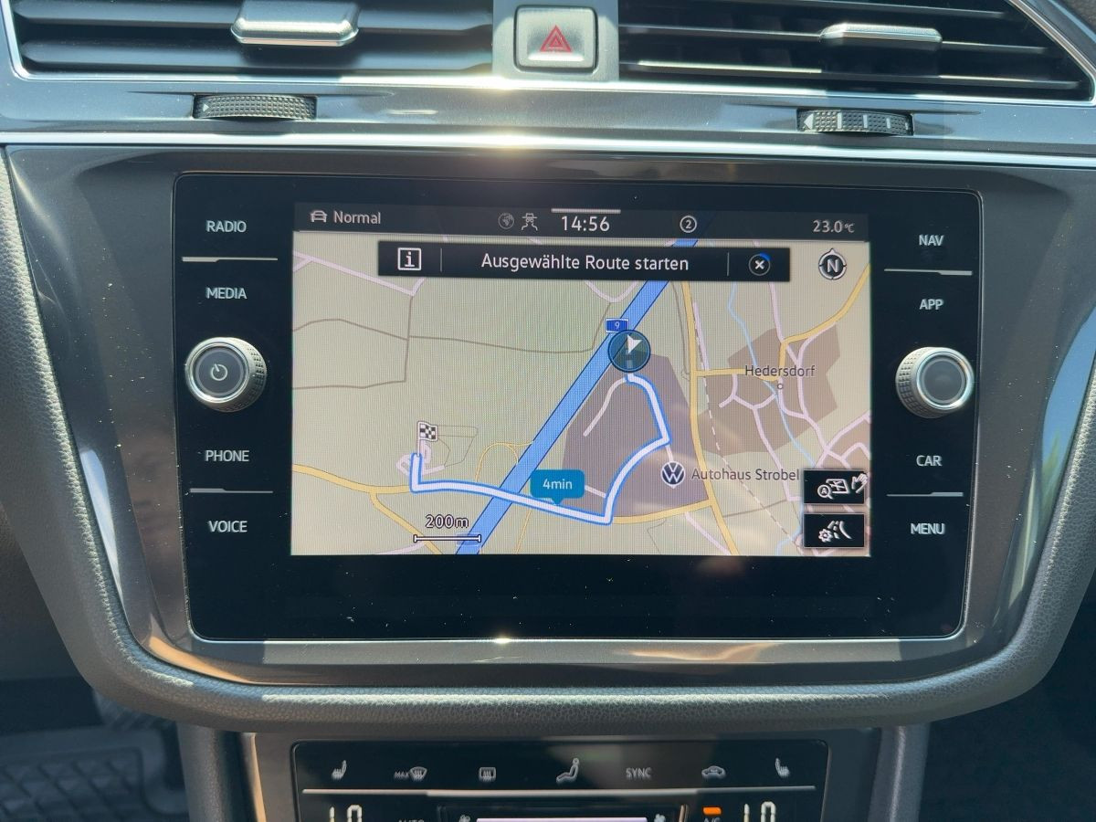 Tiguan Allspace 2.0 TSI DSG 4M Elegance AHK ACC DCC Navi LED-Matrix Pano Head-Up Area View