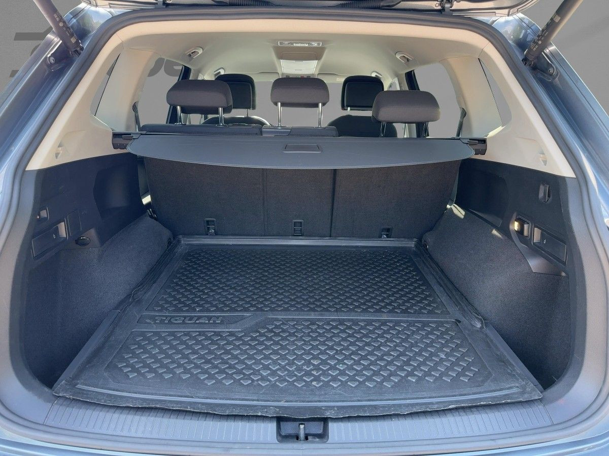 Tiguan Allspace 2.0 TSI DSG 4M Elegance AHK ACC DCC Navi LED-Matrix Pano Head-Up Area View
