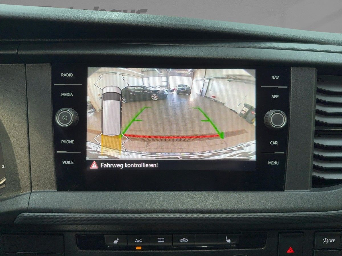Transporter Kombi 2.0 TDI 4M LR Navi LED Kamera Klima Bluet. Sitzh.