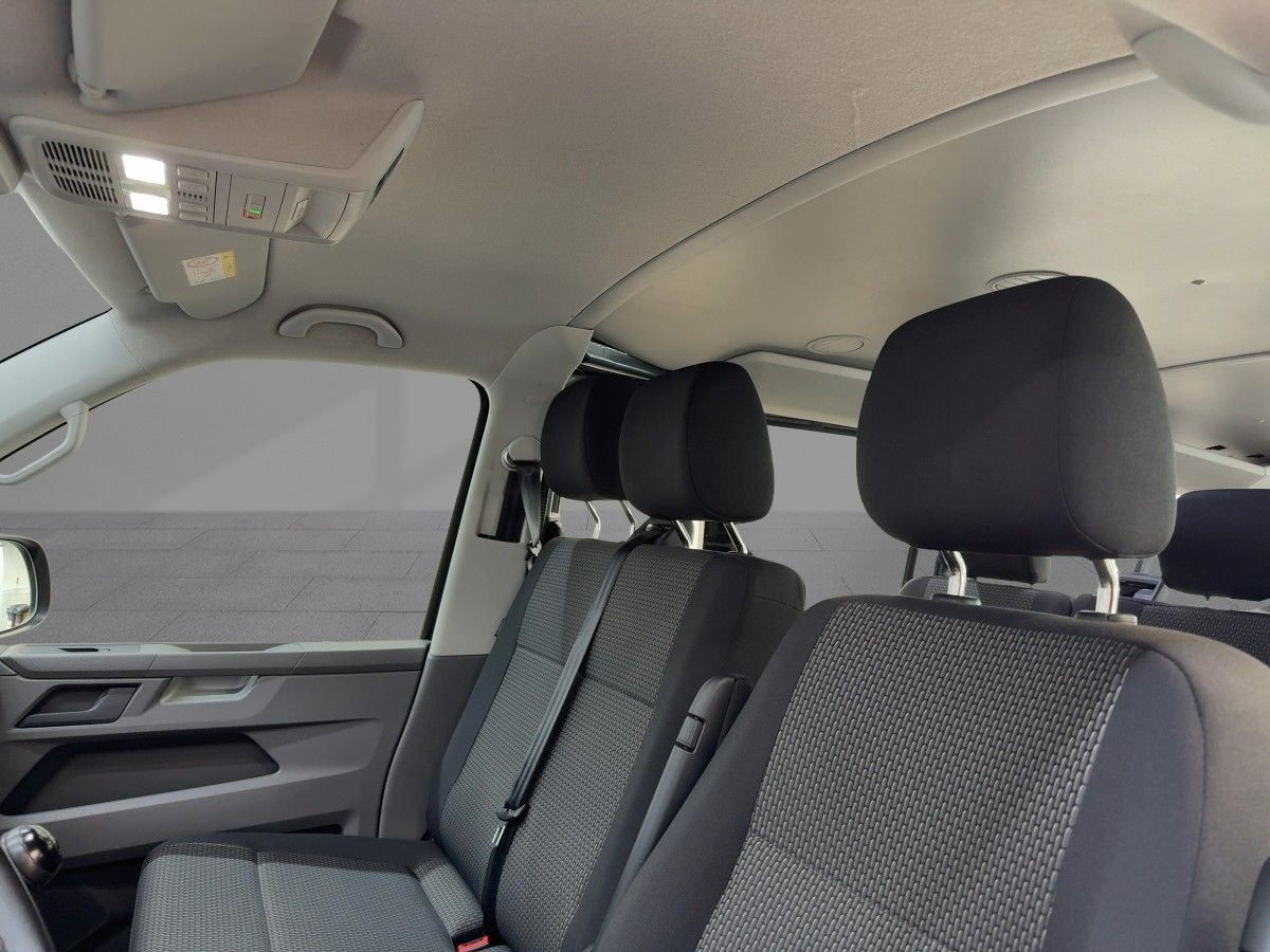 Transporter Kombi 2.0 TDI 4M LR Navi LED Kamera Klima Bluet. Sitzh.