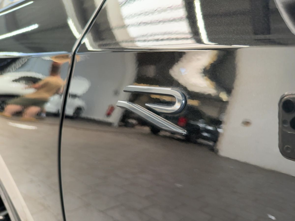 Golf VIII R 2.0 TSI DSG 4M 