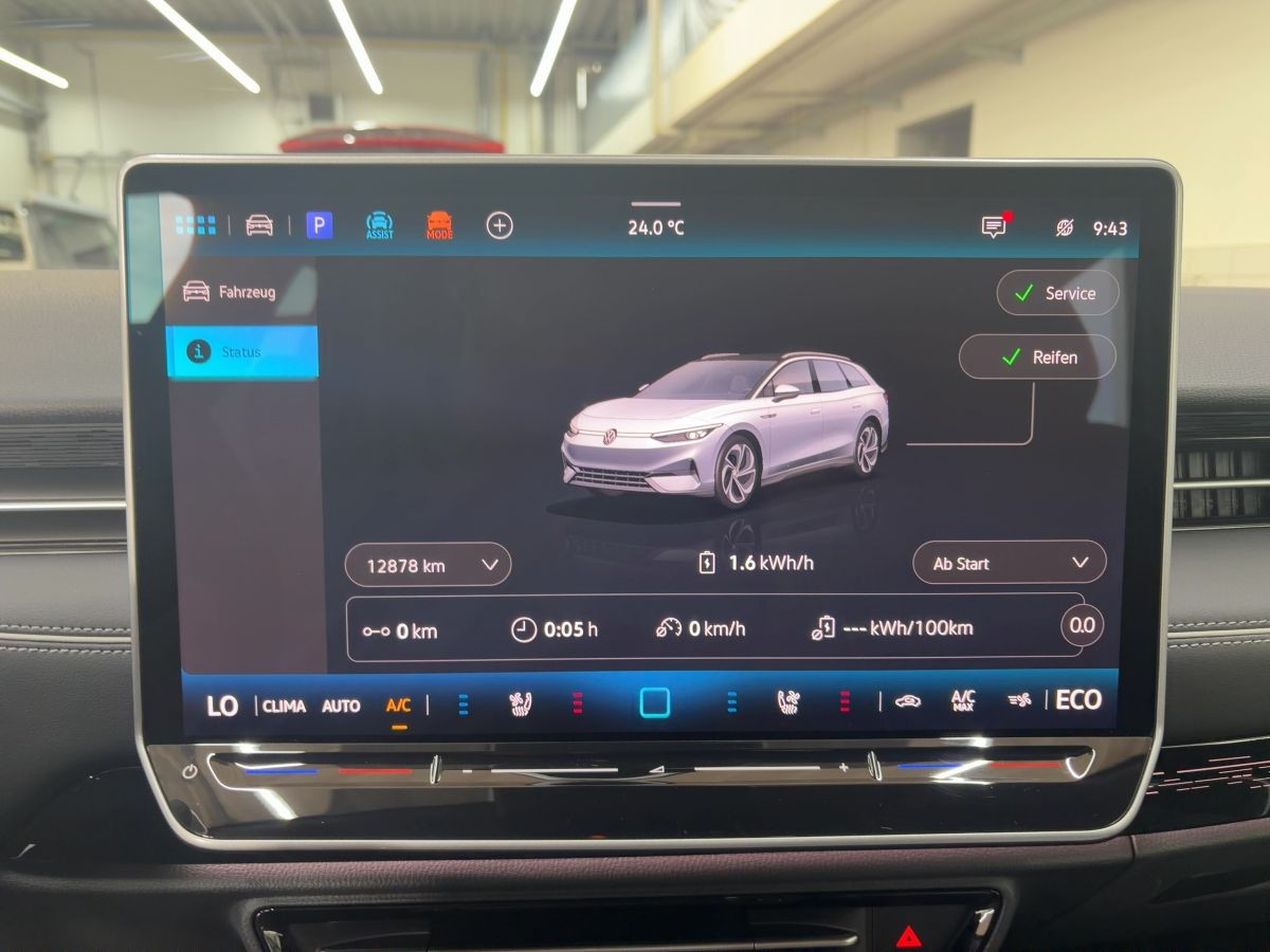 ID.7 Tourer Pro S 91 kWh ab 2,49% Wärmep. AHK Navi LED-Matrix Arew View