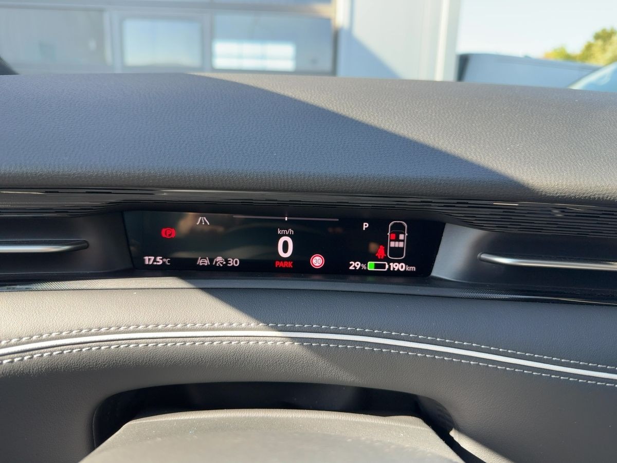 ID.7 Tourer Pro S 91 kWh ab 2,49% Wärmep. AHK Navi LED-Matrix Area View