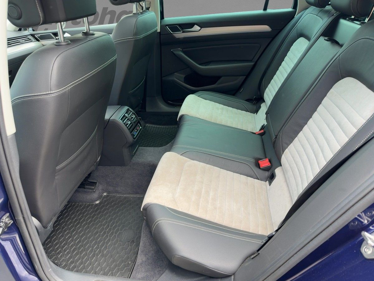 Passat Variant 2.0 TSI DSG Highline Navi LED Pano Kamera