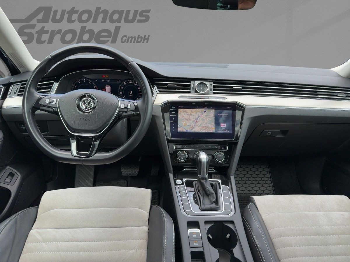Passat Variant 2.0 TSI DSG Highline Navi LED Pano Kamera