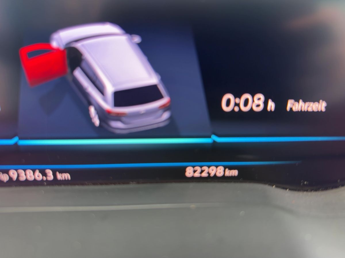 Passat Variant 2.0 TSI DSG Highline Navi LED Pano Kamera