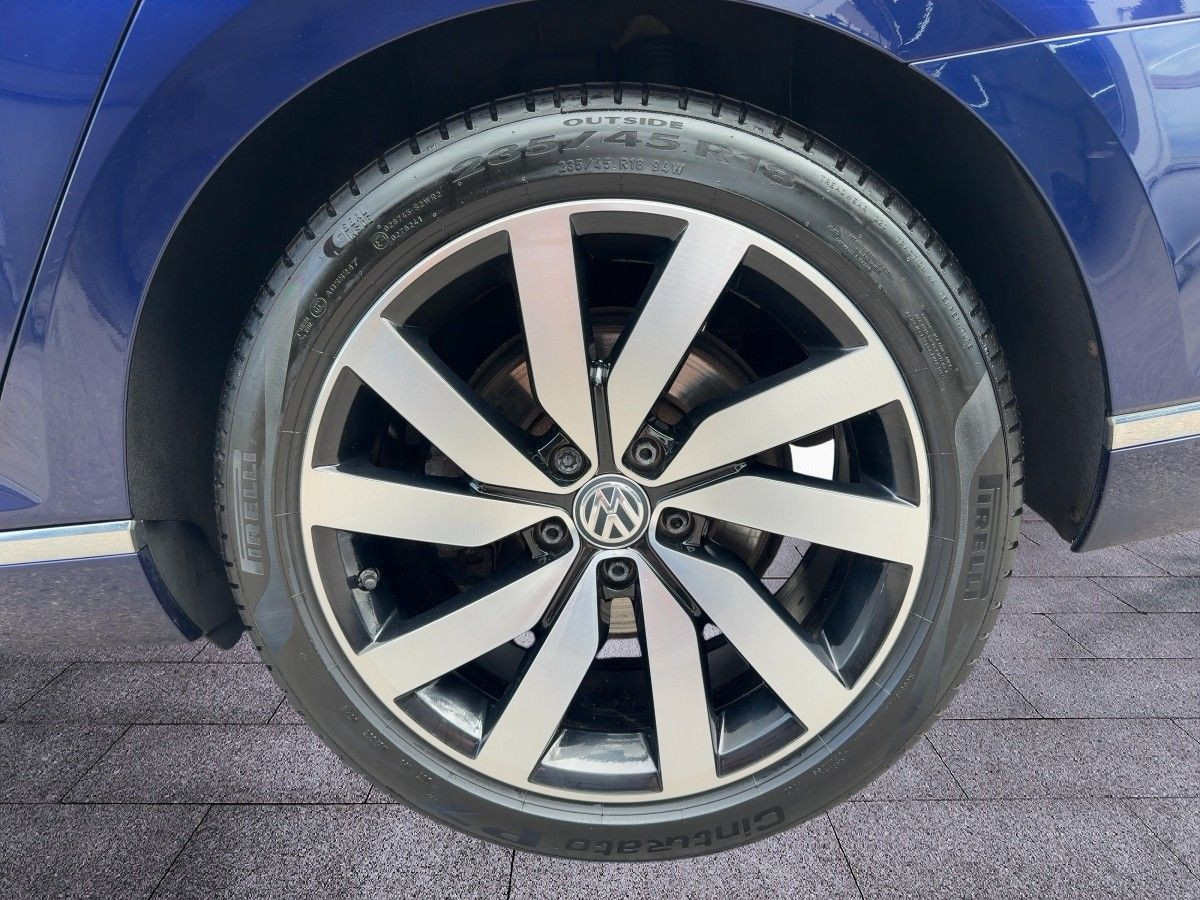 Passat Variant 2.0 TSI DSG Highline Navi LED Pano Kamera