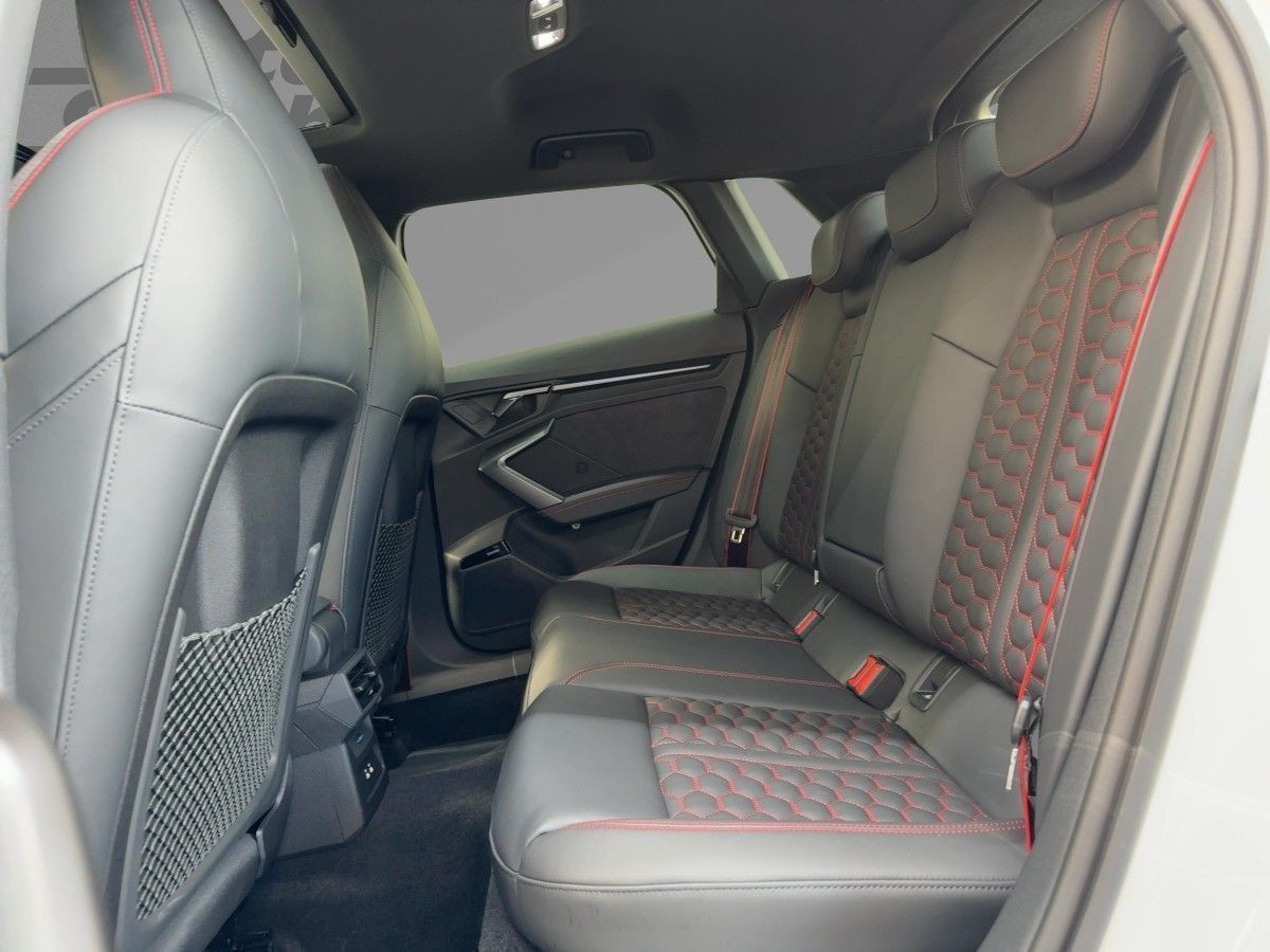 RS3 Sportback 2.5 TFSI DSG Quattro Keramik Navi Pano Leder LED-Matrix