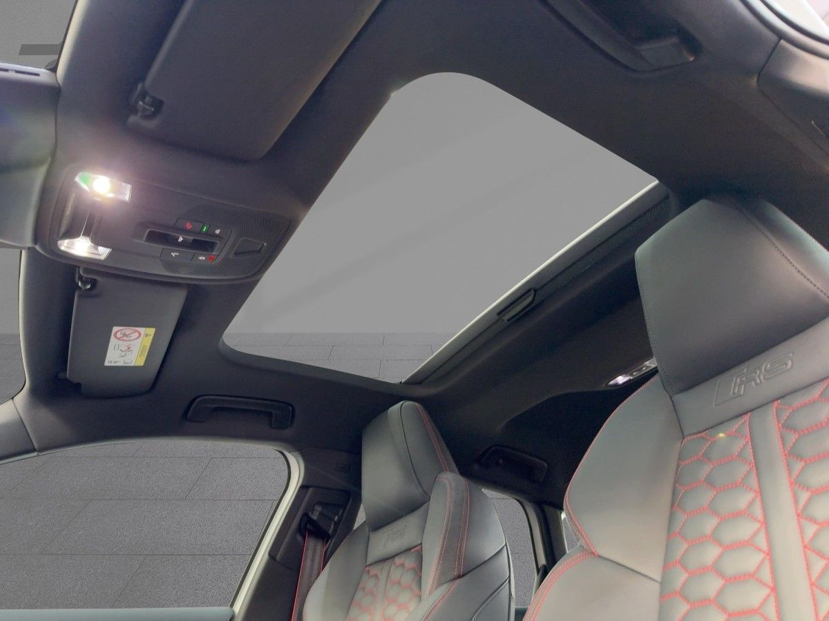 RS3 Sportback 2.5 TFSI DSG Quattro Keramik Navi Pano Leder LED-Matrix