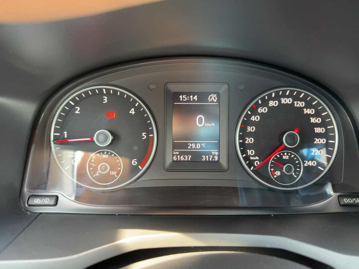 Caddy Kombi 2.0 TDI Comfortline Park-Ass. Sitzh. Climatronic Bluet. DAB+ Nebel