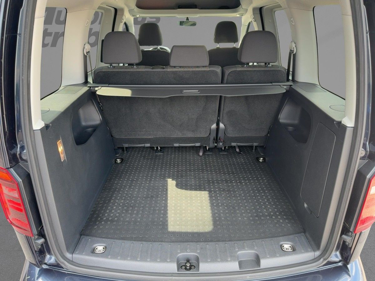 Caddy Kombi 2.0 TDI Comfortline Park-Ass. Sitzh. Climatronic Bluet. DAB+ Nebel