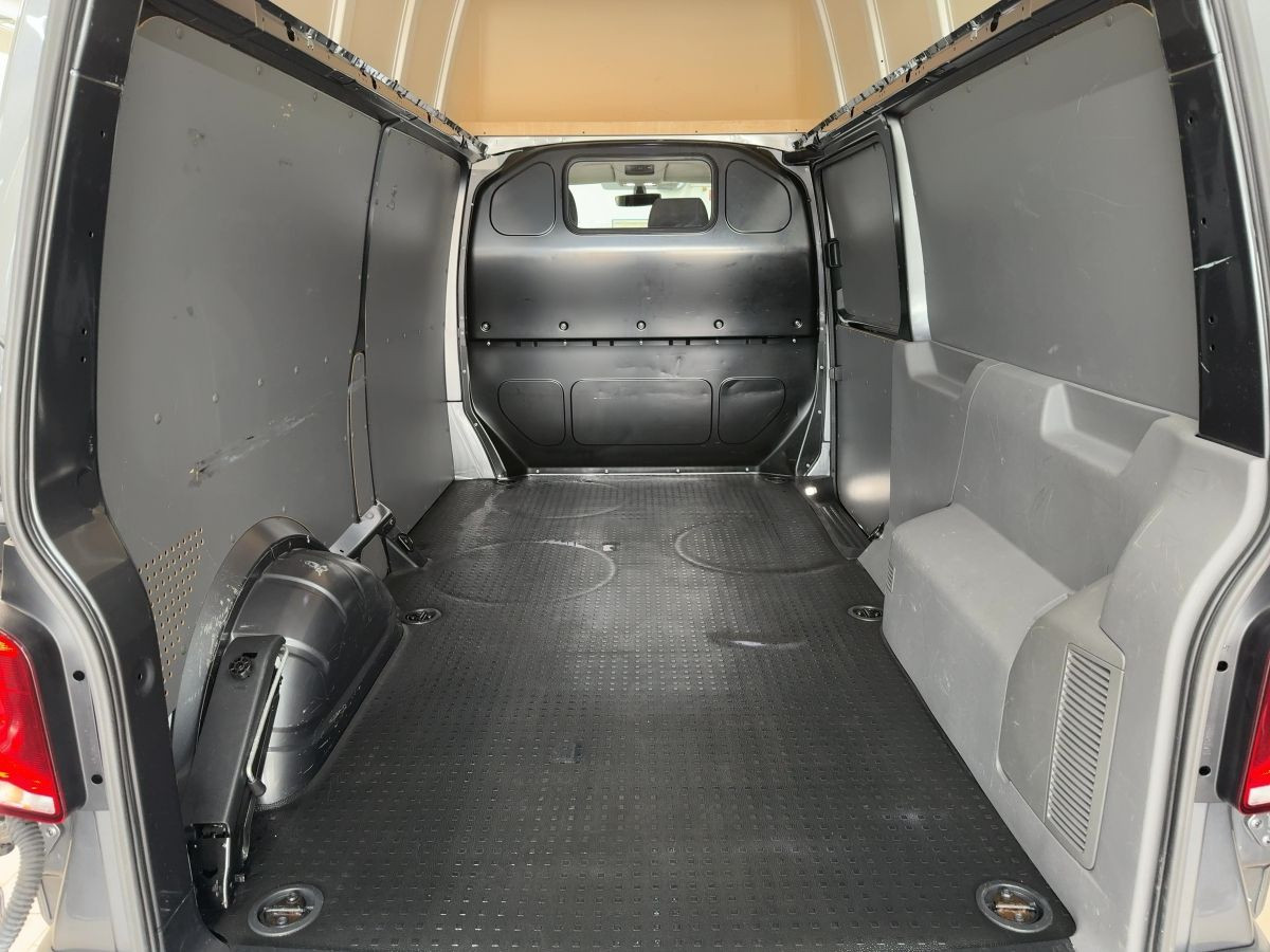 T6.1 Transporter Kasten 2.0 TDI 4M HD LR ACC Navi LED Parkp. Bluet. DAB+