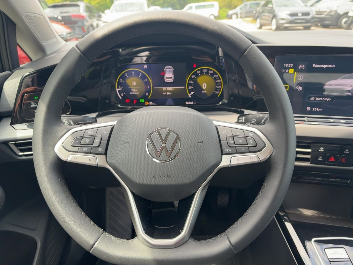 Golf VIII 2.0 TSI DSG 4M ACC LED-Plus Einparkh. Climatronic Lane-Ass. DAB+ Bluet.