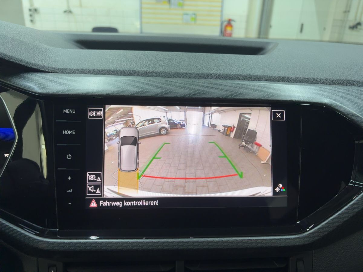 T-Cross 1.0 TSI DSG R-Line LED Navi Kamera Sitzh. Climatronic Lane-Ass. DAB+ Bluet