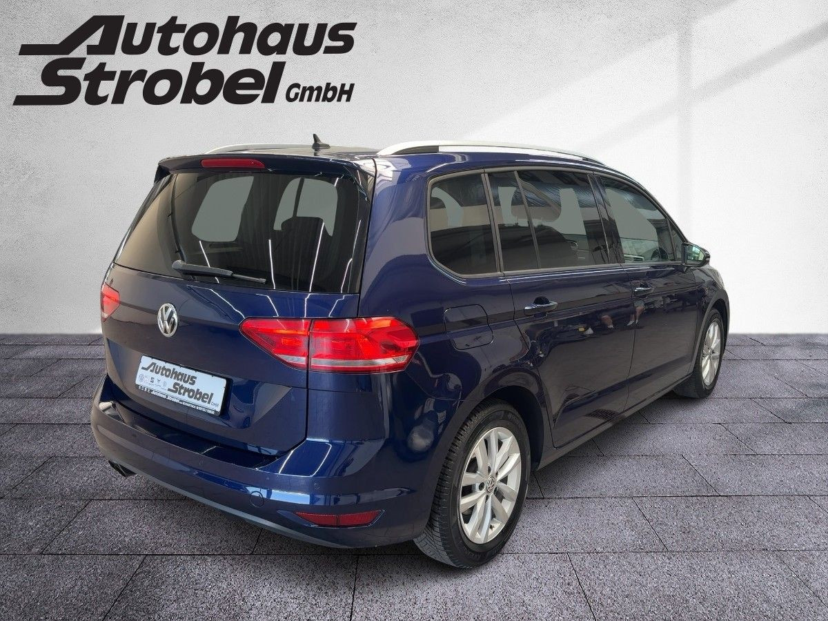 Touran 1.4 TSI DSG Comfortline AHK ACC Navi Kamera Sitzh. Climatronic DAB+ Bluet.