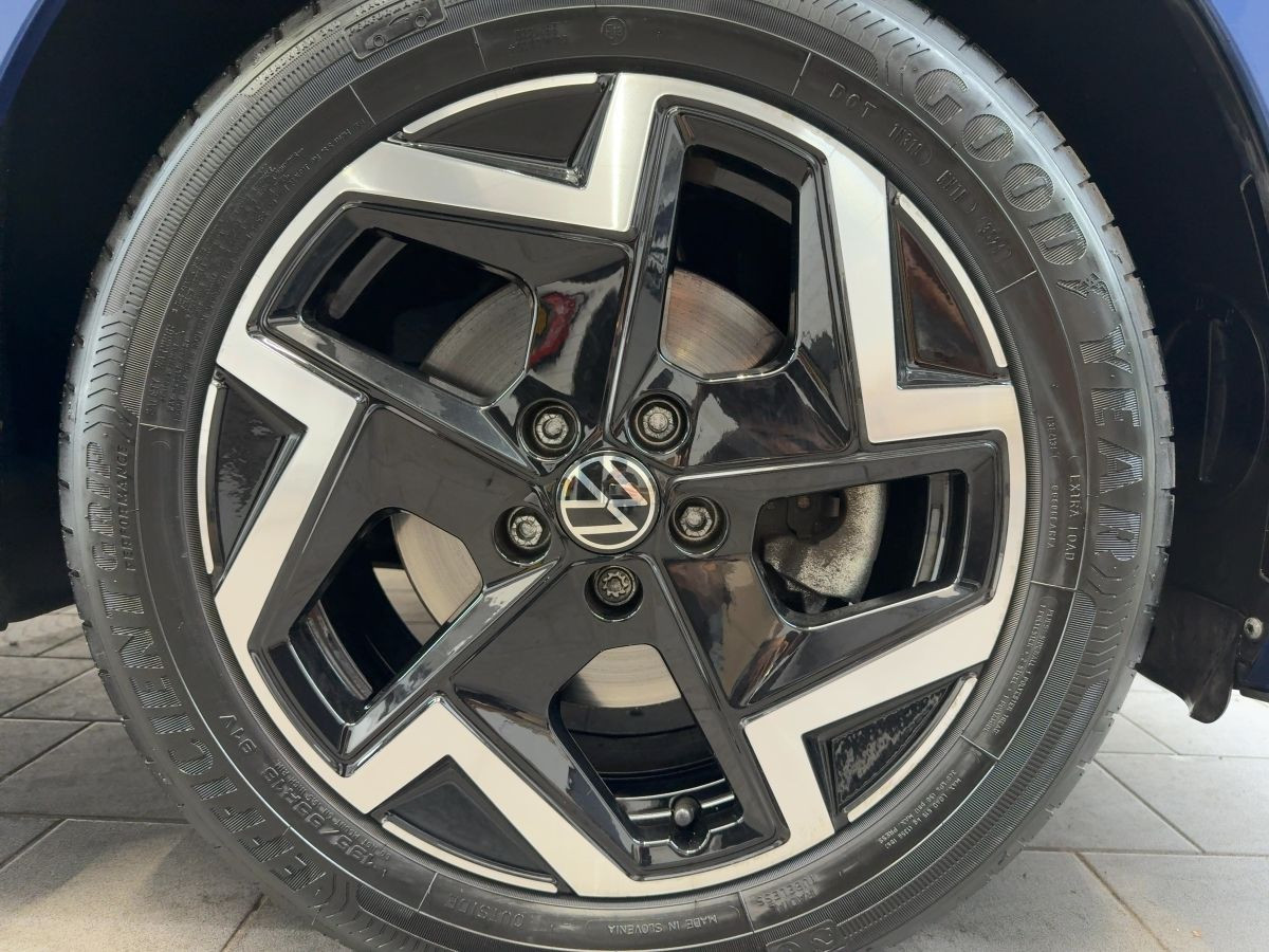 Polo 1.0 TSI DSG R-Line ACC Navi LED-Matrix Kamera Side Ass. Sitzh.