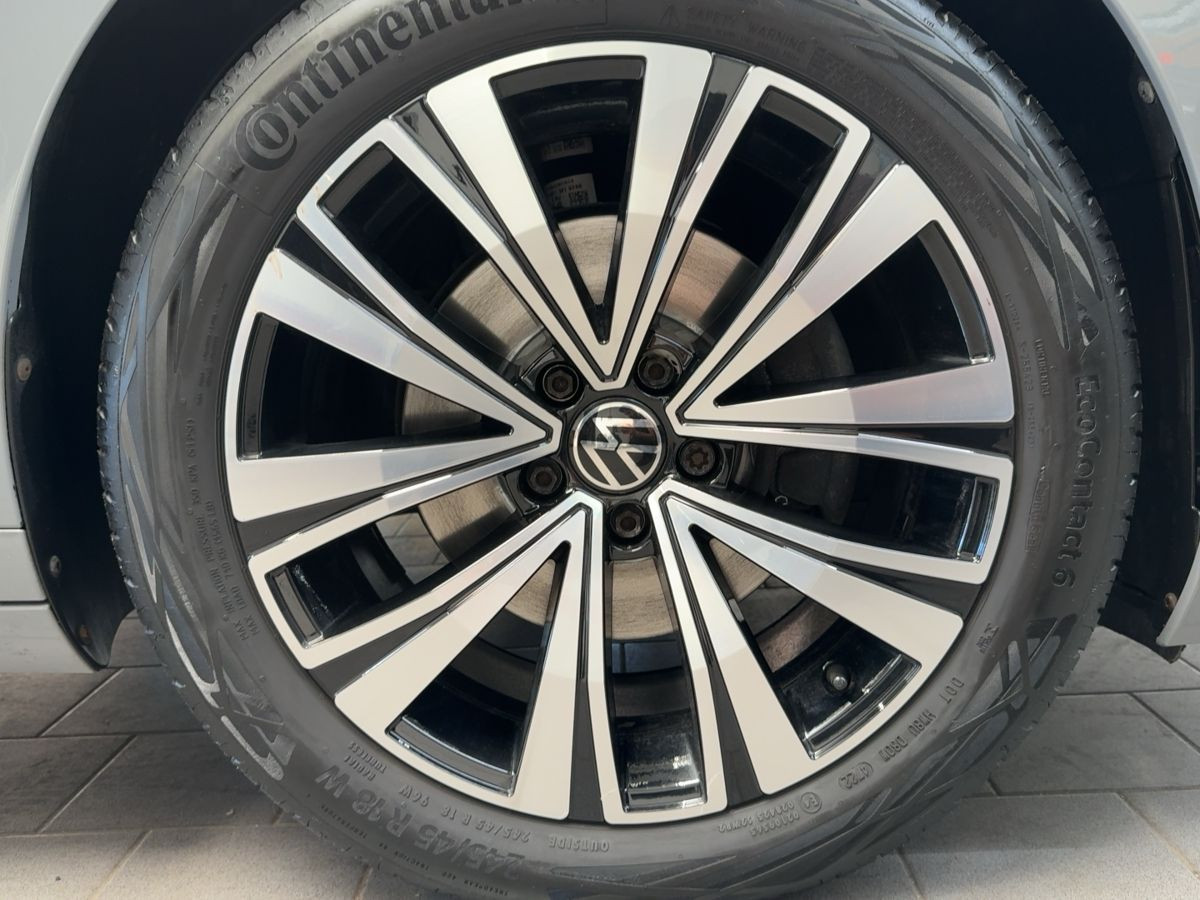 Arteon Shootingbrake 2.0 TSI DSG Elegance ACC AHK Navi LED Einparkh. Keyless Bluet. Sitzh.