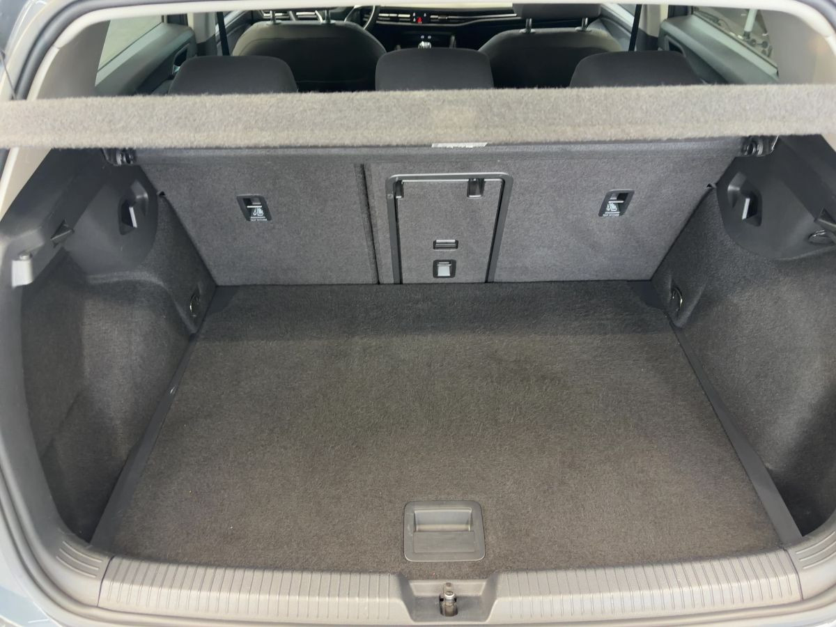 Golf VIII 1.5 TSI Life ACC Navi LED Kamera
