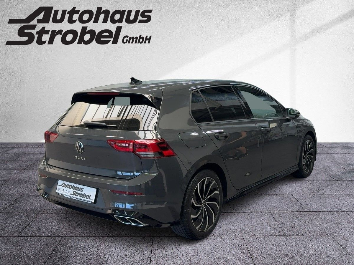 Golf VIII 1.5 TSI R-Line LED Einparkh. Climatronic Sitzh. Lane-Ass. DAB+ Bluet.