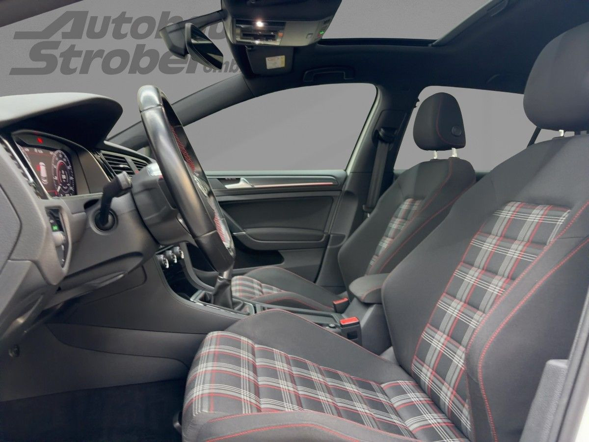 Golf VII GTI Performance 2.0 TSI AHK Navi LED Pano Standh. Keyless Bluet. Sitzh.