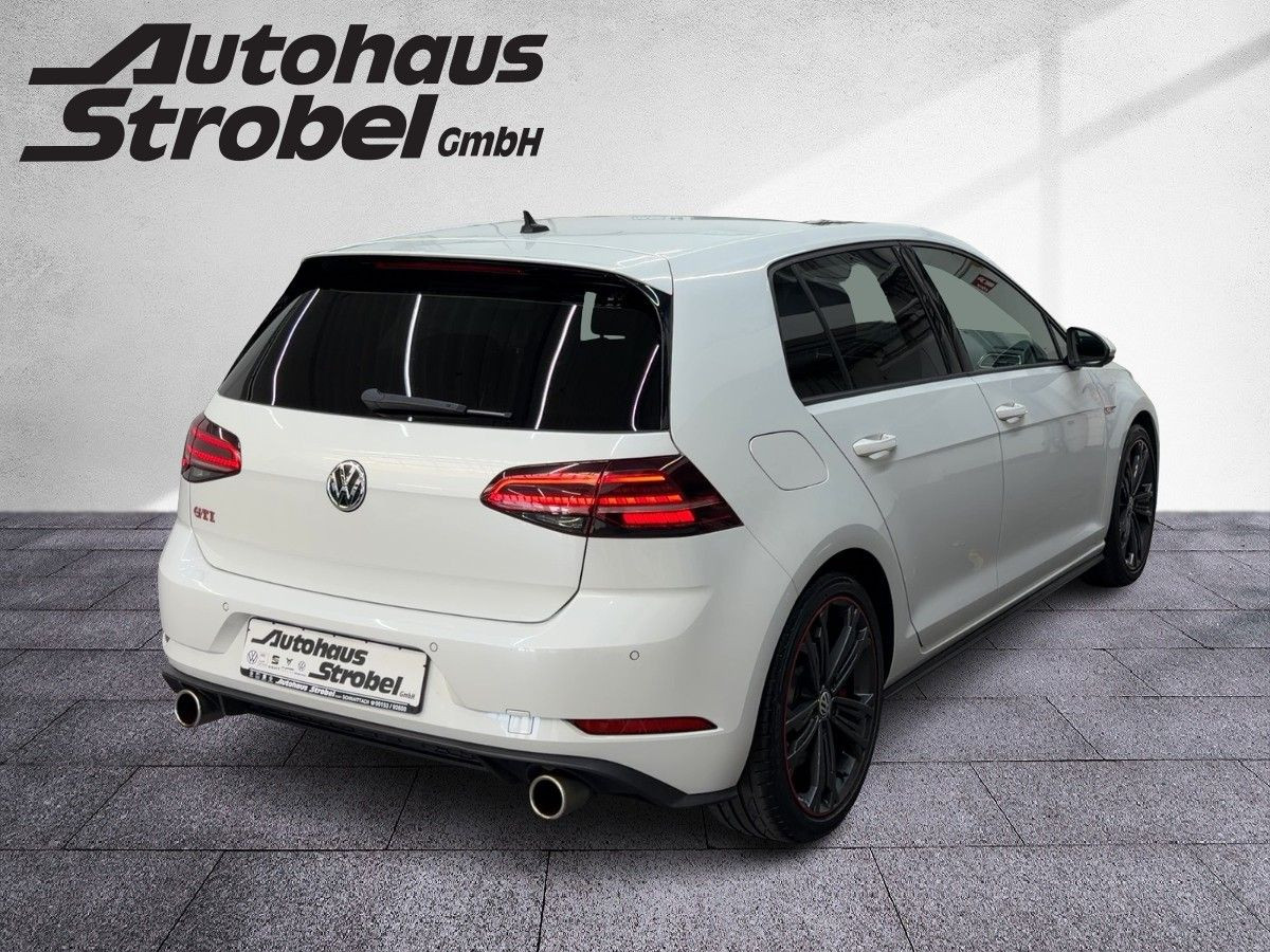 Golf VII GTI Performance 2.0 TSI AHK Navi LED Pano Standh. Keyless Bluet. Sitzh.