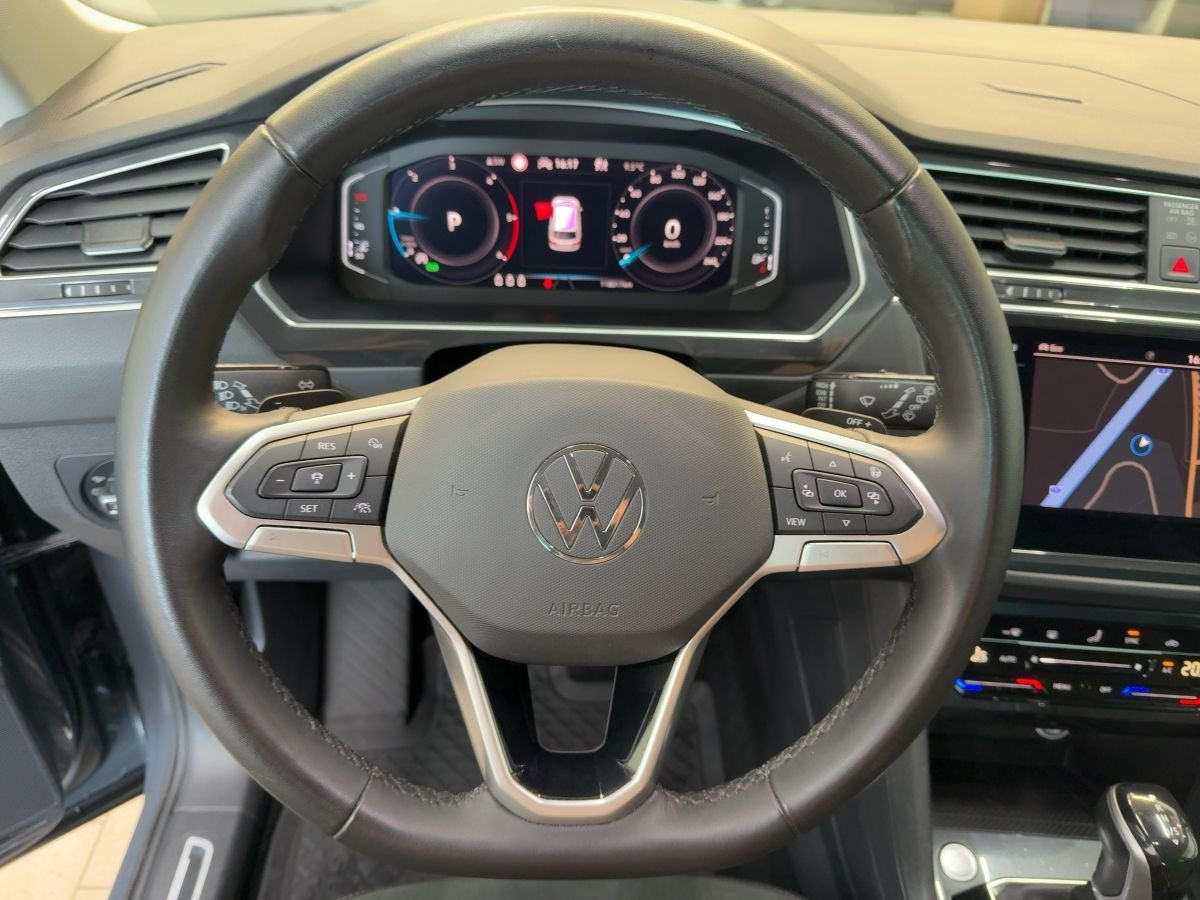 Tiguan 2.0 TDI DSG 4M Elegance AHK ACC Navi LED-Matrix Kamera