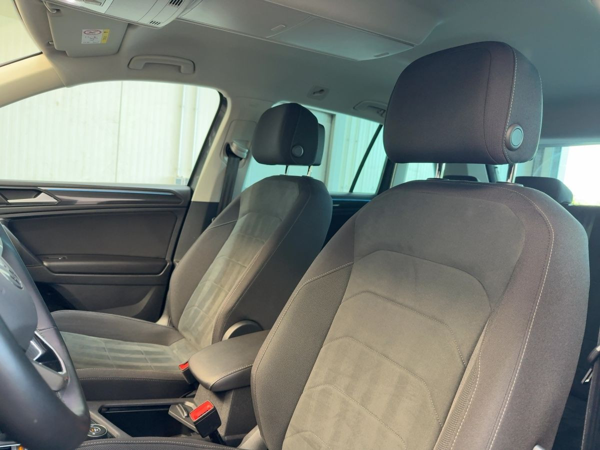 Tiguan 2.0 TDI DSG 4M Elegance AHK ACC Navi LED-Matrix Kamera