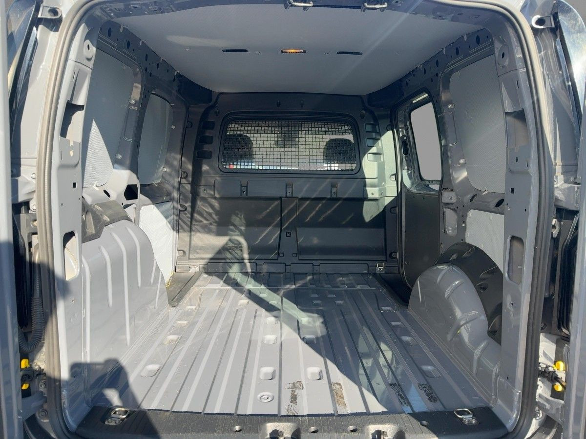 Caddy Kasten 2.0 TDI 4M AHK Einparkh. Klima Tempo DAB+ Bluet. Start/Stopp