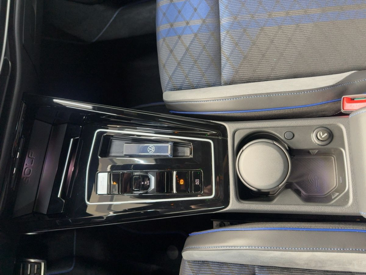 Golf VIII R 2.0 TSI DSG 4M 