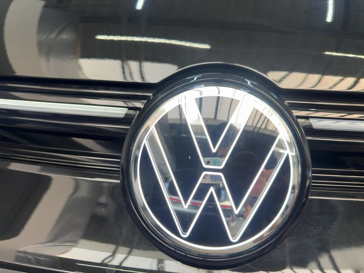 Golf VIII R 2.0 TSI DSG 4M 