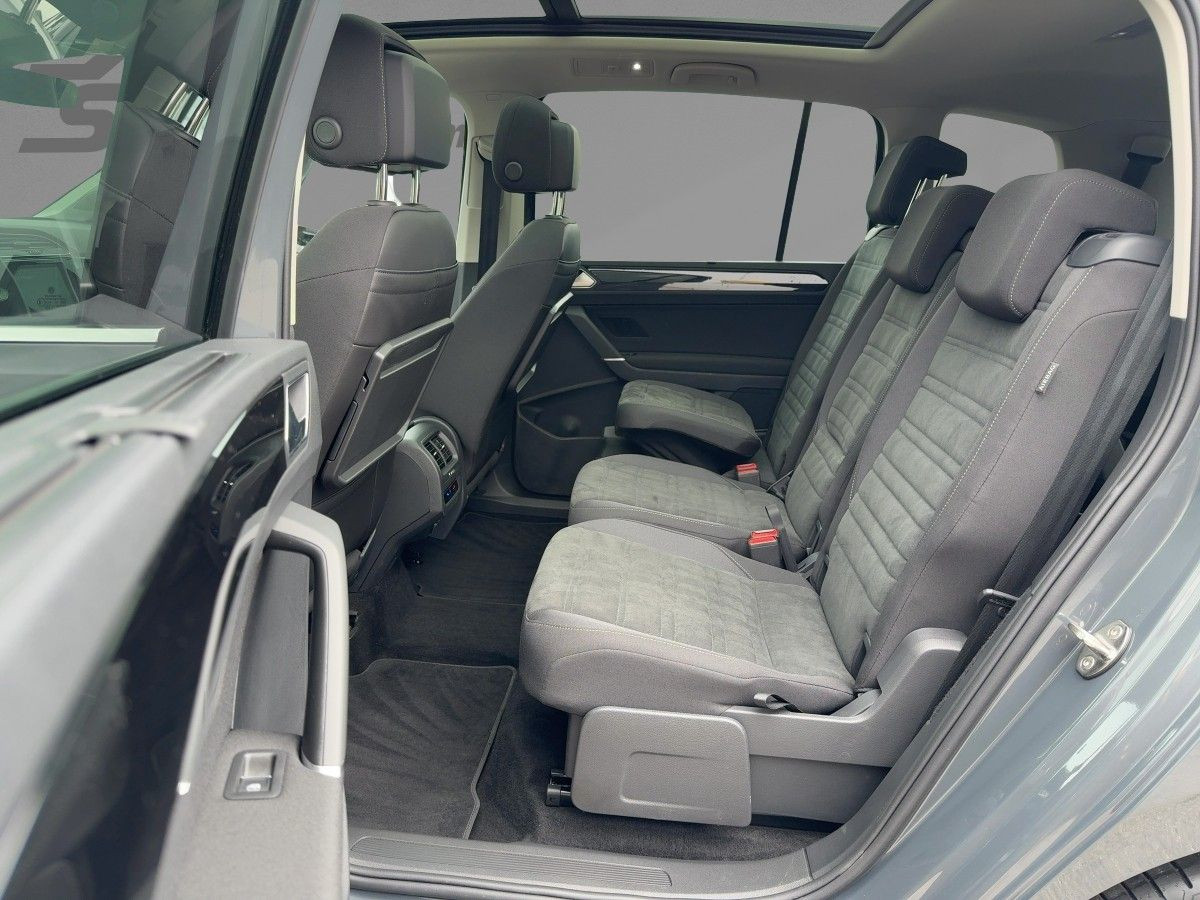 Touran 2.0 TDI DSG Highline 7-Sitze ab 2,49% AHK Navi LED Standh. Pano