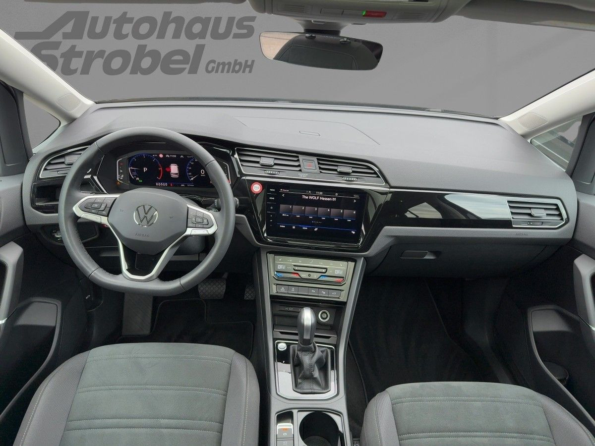 Touran 2.0 TDI DSG Highline 7-Sitze ab 2,49% AHK Navi LED Standh. Pano