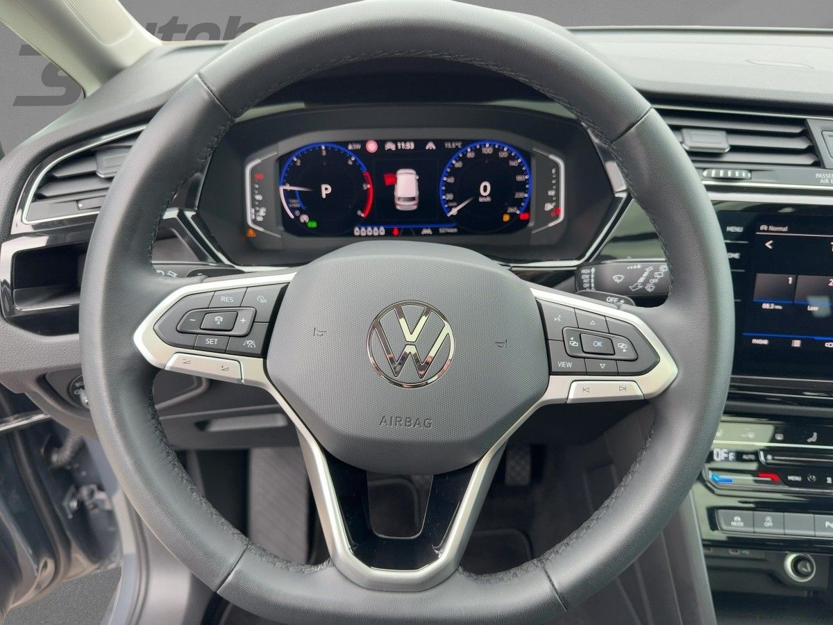 Touran 2.0 TDI DSG Highline 7-Sitze ab 2,49% AHK Navi LED Standh. Pano