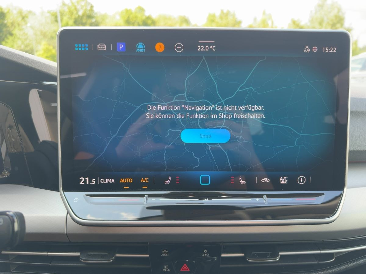 Golf VIII 1.5 TSI Life ACC LED Kamera Keyless Lane Ass. Climatronic Sitzh.