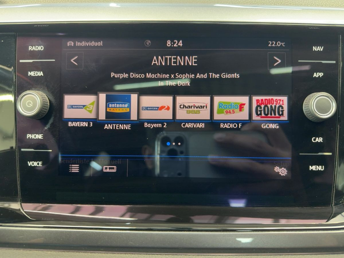 Polo 1.0 TSI DSG Style ACC LED Navi Pano. Sitzh. Einparkh. Climatronic Bluet.