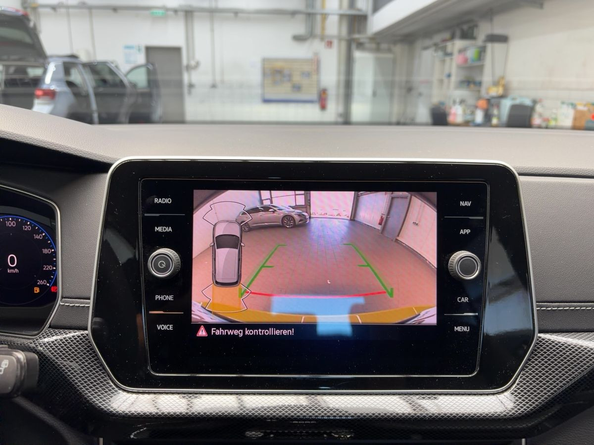 T-Cross 1.0 TSI DSG R-Line ab 3,99% ACC Navi LED-Matrix Kamera Keyless
