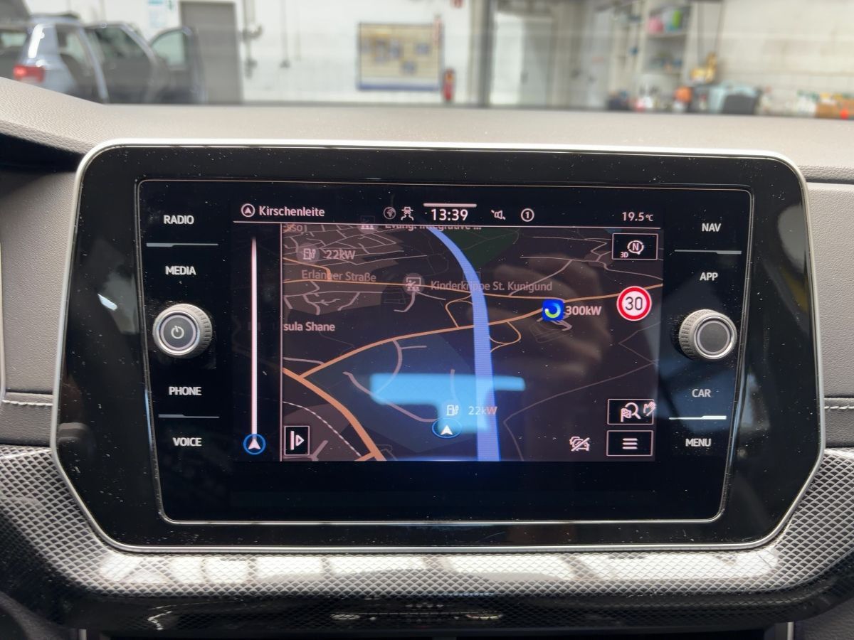 T-Cross 1.0 TSI DSG R-Line ab 3,99% ACC Navi LED-Matrix Kamera Keyless